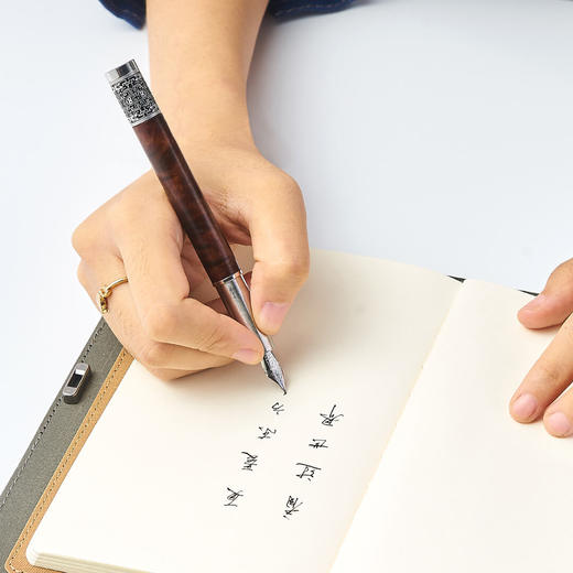 笔下 钢木转经筒钢笔 轮回 酸枝木 商品图3