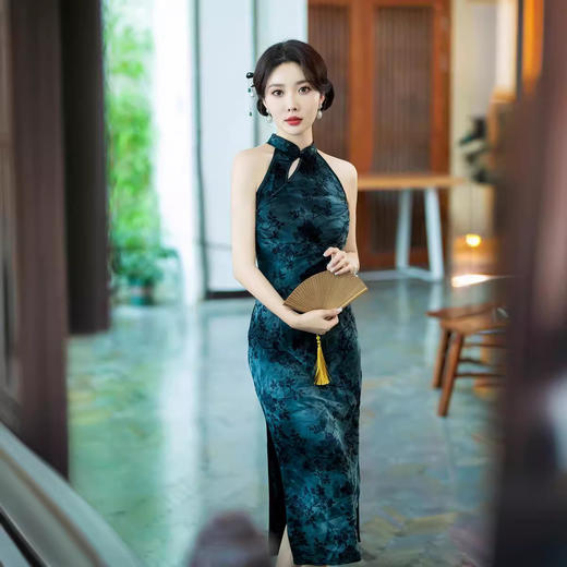 挂脖植绒扎染单层无袖长款旗袍ZA1904 商品图1