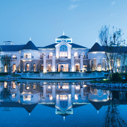 2天1晚【张家口怀来皇冠假日酒店】玩乐套餐周末不加价！含水乐园/中式套餐/滑雪票，儿童畅玩室内外儿童乐园，紧邻延庆八达岭，京郊遛娃宝藏地~ 商品图2