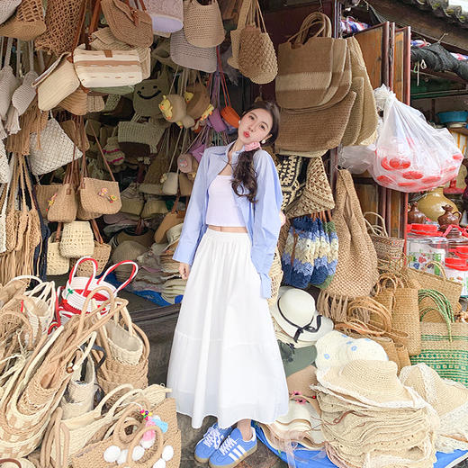 <曾小咸推荐> 【街头漫步】蓝色衬衫+背心半裙套装 商品图0