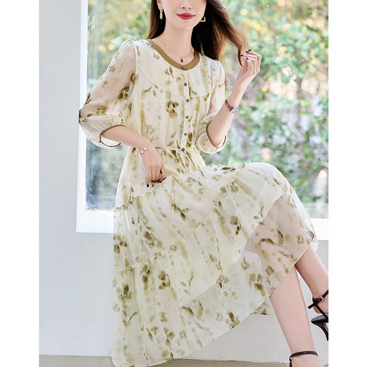 SM 82496900乔其真丝连衣裙时尚印花系带收腰桑蚕丝裙 商品图0