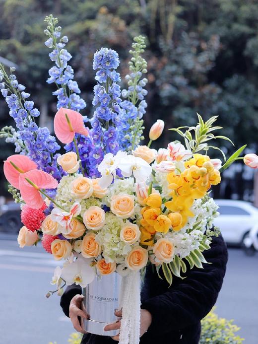 Flowerbene【花有独钟】私人订制抱抱桶花礼 商品图0