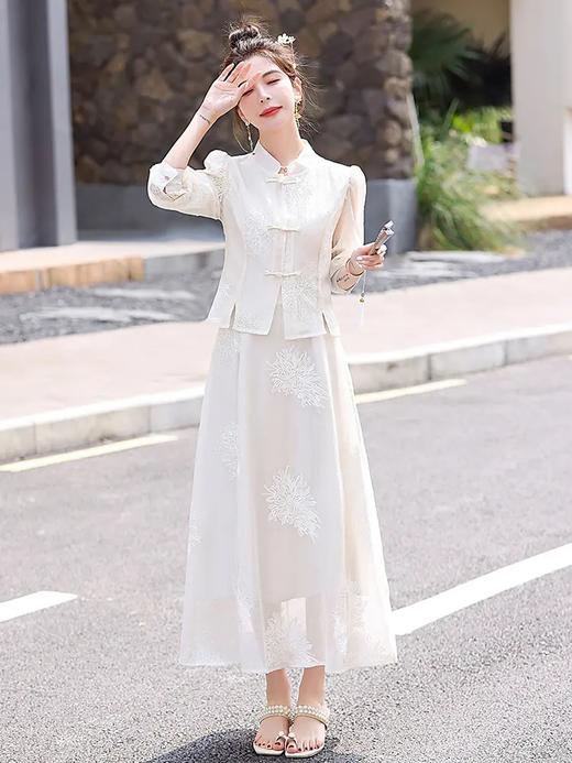 夏装时尚刺绣清新通勒港风设计流行复古盘扣款两件套套裙HR-HMQY5308 商品图1