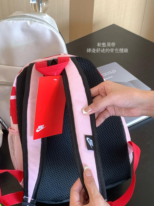 年龄无边界 勾子热门字母亲子小奶包双肩包 商品图13