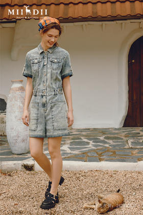 一起自在出游，走进西部牛仔小镇，做旅行中的时尚icon