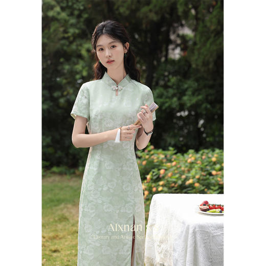 鹿向南「锦蝶玉露」气质新中式连衣裙L35339 商品图0