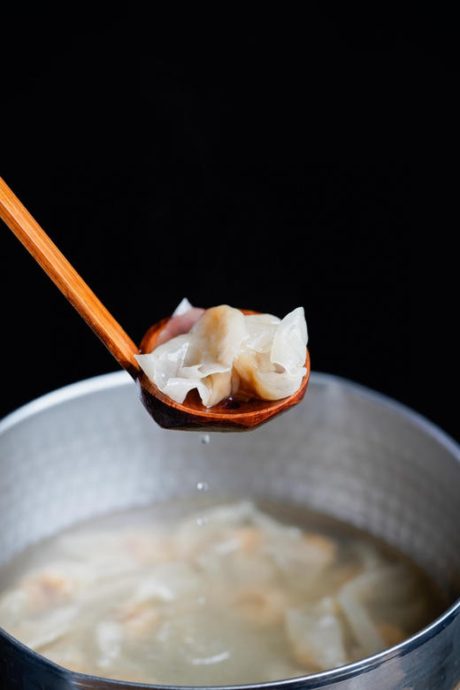 正宗矾山肉燕 【温州非遗美食矾山肉燕】 温州百年非遗手艺， ，配料表都是家常调味料，吃着放心！ 商品图5