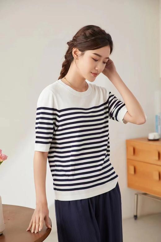 2F依伽依佳女衫 商品图0