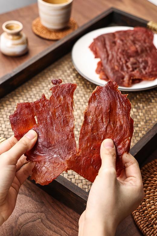 猪肉脯中的“佼佼者”！【潮汕炭烤原切猪肉脯】整片原切 荔枝木炭烤 软硬适中 鲜香醇厚 自带果木焦香 莹润焦香 商品图0