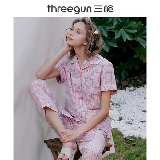 Threegun三枪 【纯棉】彩格翻领开襟短袖长裤女士家居套睡衣家居服-81692D911 商品图1