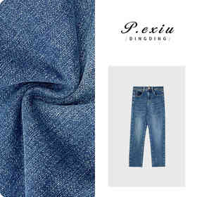 04-3潘依绣丁丁宠粉PanYiXiu/潘依绣【蓝色灵感】春夏新品水洗磨白毛边九分牛仔裤 D6126