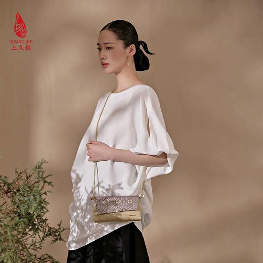 SAINTJOY/上久楷 女式手拿包 斜背包 荾纹定胜  BWS22B1310 商品图5