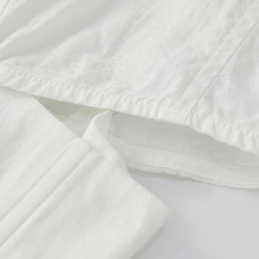 谜底白衬衫短袖女2024夏季新品通勤风设计感泡泡袖衬衣242MC0640 商品图3