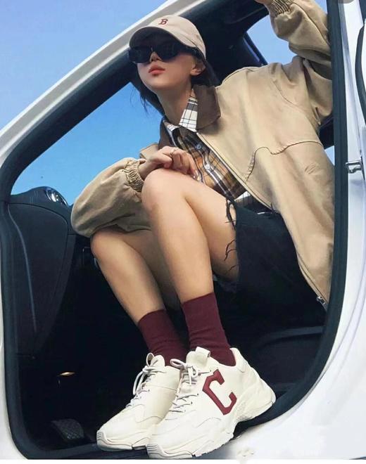 【专属】明星同款老爹鞋！上脚满满的高级感！时髦星人瞬间get到！春日穿搭必备可甜可酷！无性别穿搭！想要变高选它！想要脚丫子舒适选它！颜值遥遥领先，一眼心动！ 商品图11