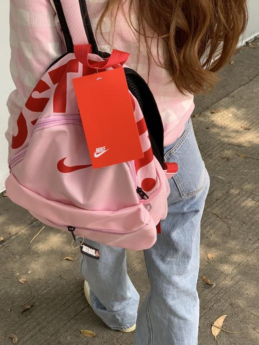 年龄无边界 勾子热门字母亲子小奶包双肩包 商品图2