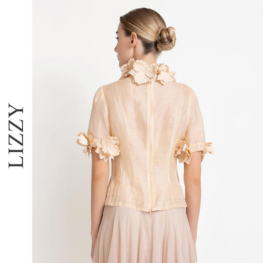 LIZZY 优雅名媛风时尚丝麻立体花短袖修身浪漫上衣{配吊带}7987 商品图3
