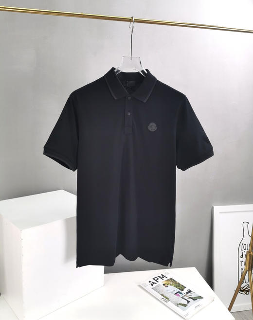 M可 2024春夏新款 经典压花硅胶小标 后背字母印花 珠地棉短袖Polo衫 Z-11577 商品图10