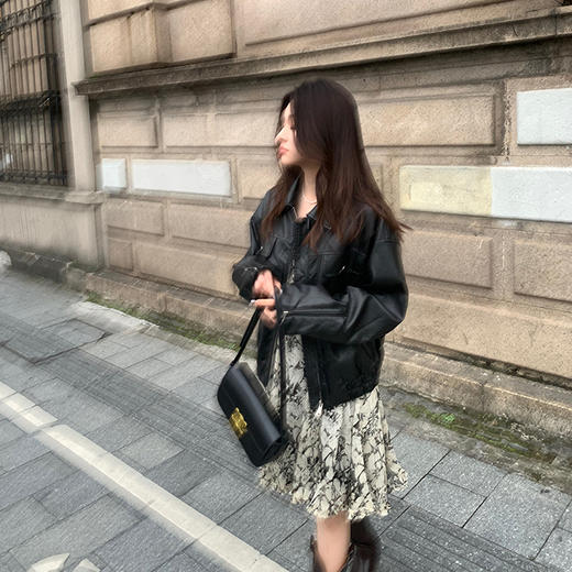 金蘑菇菇 Newtown落日时分/早秋主推系列！复古温柔感皮衣秋季短款 商品图0