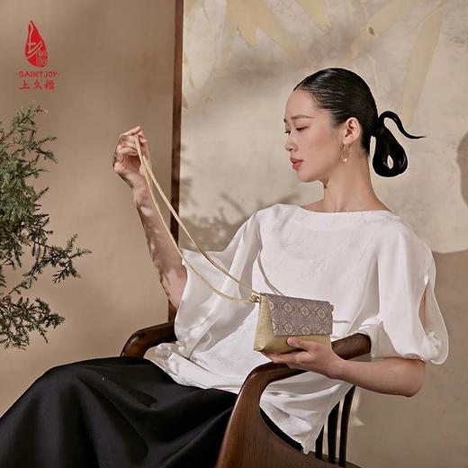 SAINTJOY/上久楷 女式手拿包 斜背包 荾纹定胜  BWS22B1310 商品图9