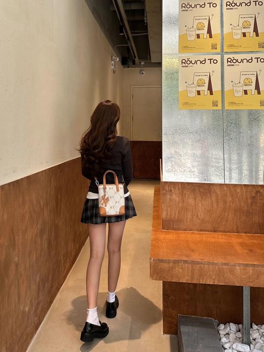 【专属】时髦又百搭的复古老花斜挎手提包！高级感爆棚！不管拥你有多少款包 看到它还是会忍不住入手！可手提/可斜挎，适合早春打工人日常/通勤/逛街/约会/逛街背 商品图12