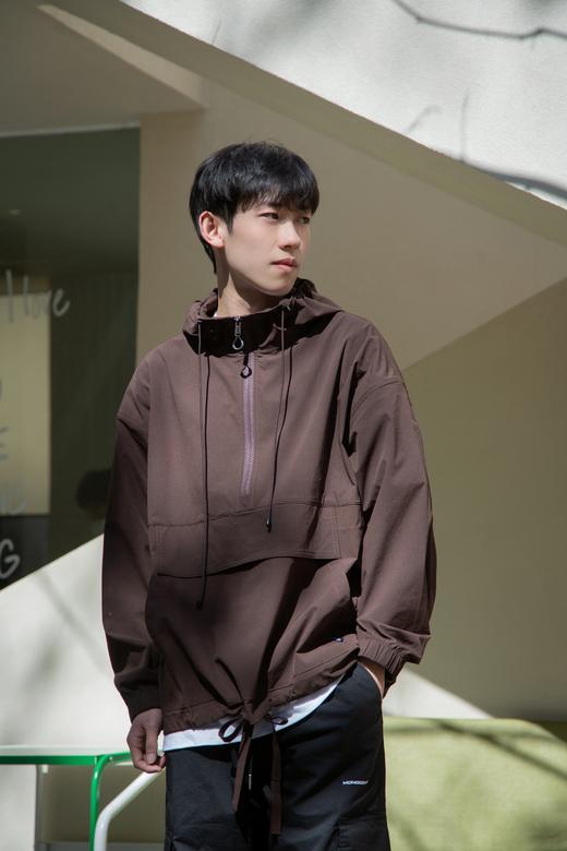 413061139休闲梭织卫衣 商品图1