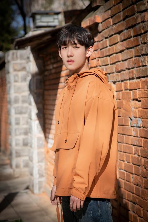 413061139休闲梭织卫衣 商品图6