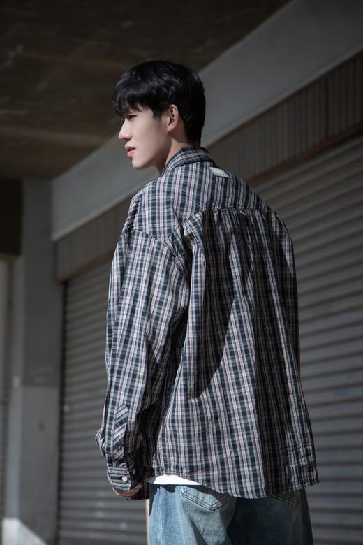 41932149复古格纹长袖衬衫 商品图3