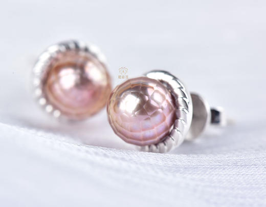 【紫霞】爱迪生刻面珍珠耳钉-ZZ12402006 商品图3