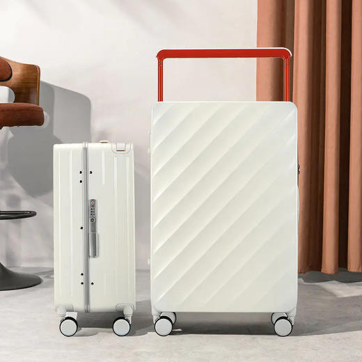 瑞森纳（RESENA）铝框行李箱新款简约ins网红宽拉杆箱旅行箱套装男女通用密码可手提登机箱 商品图0