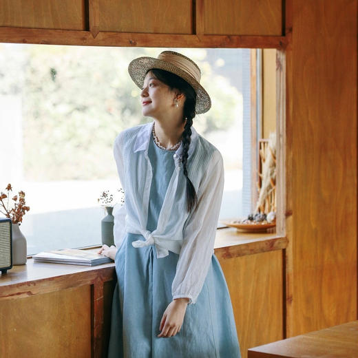 绽放213朵/白色苎麻立体条纹肌理感轻薄翻领长袖休闲防晒衬衫 商品图3