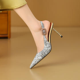 【预售5天】时尚优雅，金属铁根后空凉鞋CX3100-3