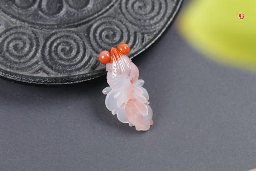 南红冰飘金鱼【富贵有余】吊坠 配精美挂绳 商品图3