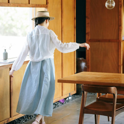 绽放213朵/白色苎麻立体条纹肌理感轻薄翻领长袖休闲防晒衬衫 商品图2