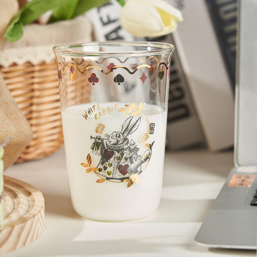 大英博物馆 爱丽丝漫游奇境系列 奇幻茶话会 玻璃对杯 套装礼盒 送朋友 生日礼物 商品图3