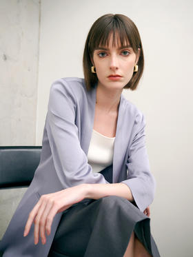 灰紫西装穿搭秘籍|职场女神范