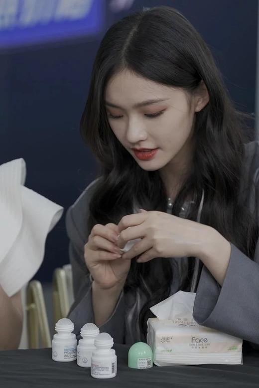 林允推荐 官方卖29.9一瓶【摩安妃香氛舒爽走珠露30ml*3瓶】夏日汗多人群必备 有效抑制狐臭~有了它走到哪儿都是自带体香 商品图3