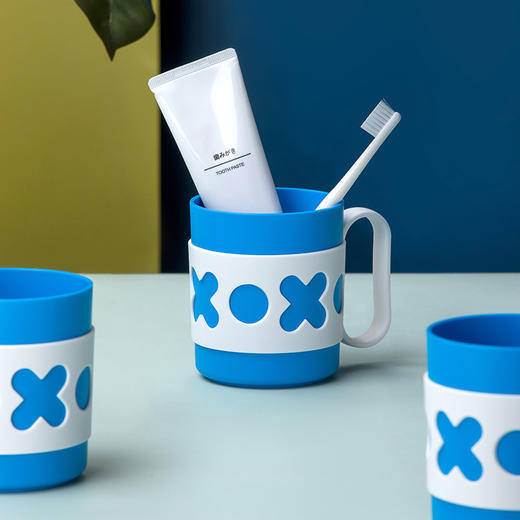 【茶花】XO字母趣味漱口杯刷牙杯 商品图3