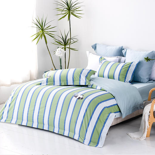 多喜爱 全棉新疆精梳棉卡通条格三/四件套 吹风风cs 商品图1