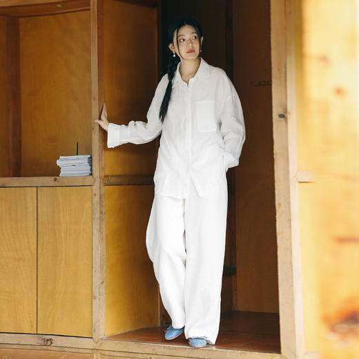 绽放242朵/翻领长袖贝壳扣防晒小衫2024夏季新款白色亚麻休闲衬衫 商品图2