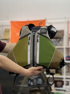 EARTH RIVER地球之河 荒野系列救生衣