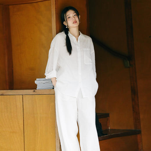 绽放242朵/翻领长袖贝壳扣防晒小衫2024夏季新款白色亚麻休闲衬衫 商品图0