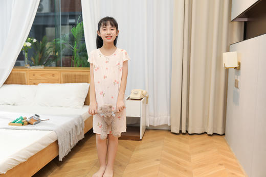 【单件6折/2件5折】【秀黛】女童水果印花短袖裙女童夏季睡裙家居服L2440007T【门店同款】 商品图3