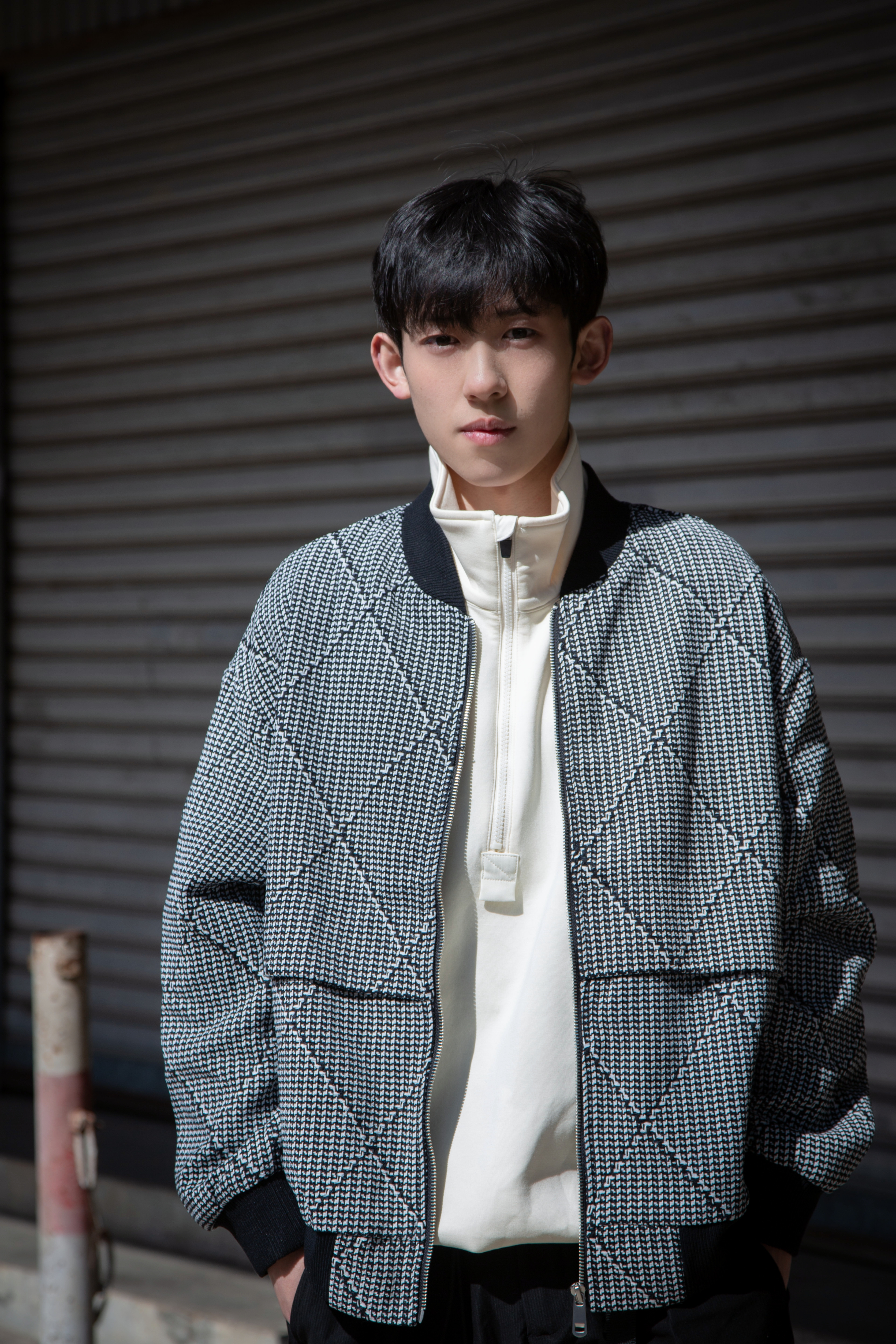 419772956格纹飞行夹克