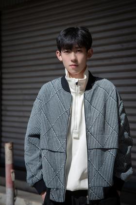 419772956格纹飞行夹克