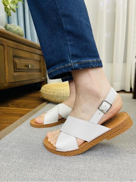 👍【幂禾MIHE罗马无声凉鞋/拖鞋】🌸1.暴走一天也不磨脚，🌈每年必入的款式 🌸2.鞋面鞋底优质牛皮，💦亲肤又透气  商品图3