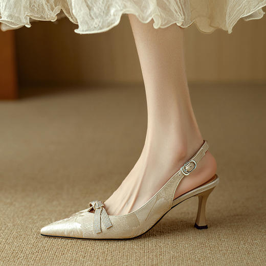 【预售5天】国风新中式，里外全皮尖头高跟凉鞋DB&M5911 商品图3