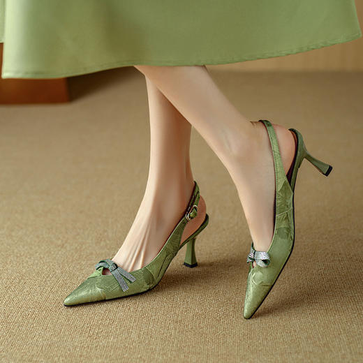 【预售5天】国风新中式，里外全皮尖头高跟凉鞋DB&M5911 商品图6