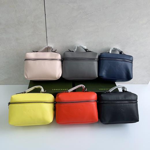 法珑骧᷂包原单进口小山羊皮手提化妆包单肩斜挎小方包盒子包饭盒包枕头包女 商品图0