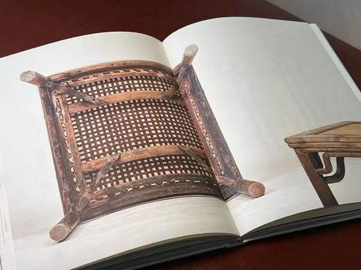 《氤氲长物：中国古代书房艺术》，王伟昌编著，精装，开本：787mm×1092mm 8开，页数暂不详，西泠印社出版社2024年3月一版一印。定价398，售价358元。 商品图8