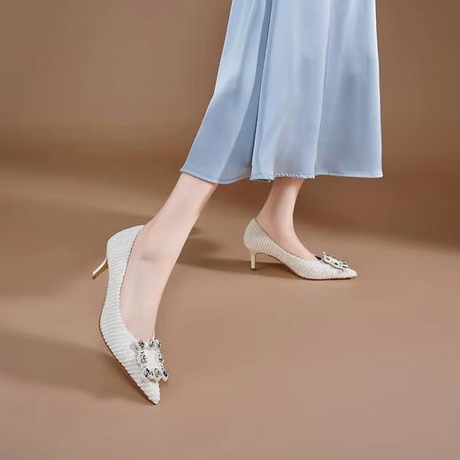 【KADINA】AF3  |  卡迪娜23年秋季新款时装单鞋气质优雅细跟饰扣女鞋 商品图2